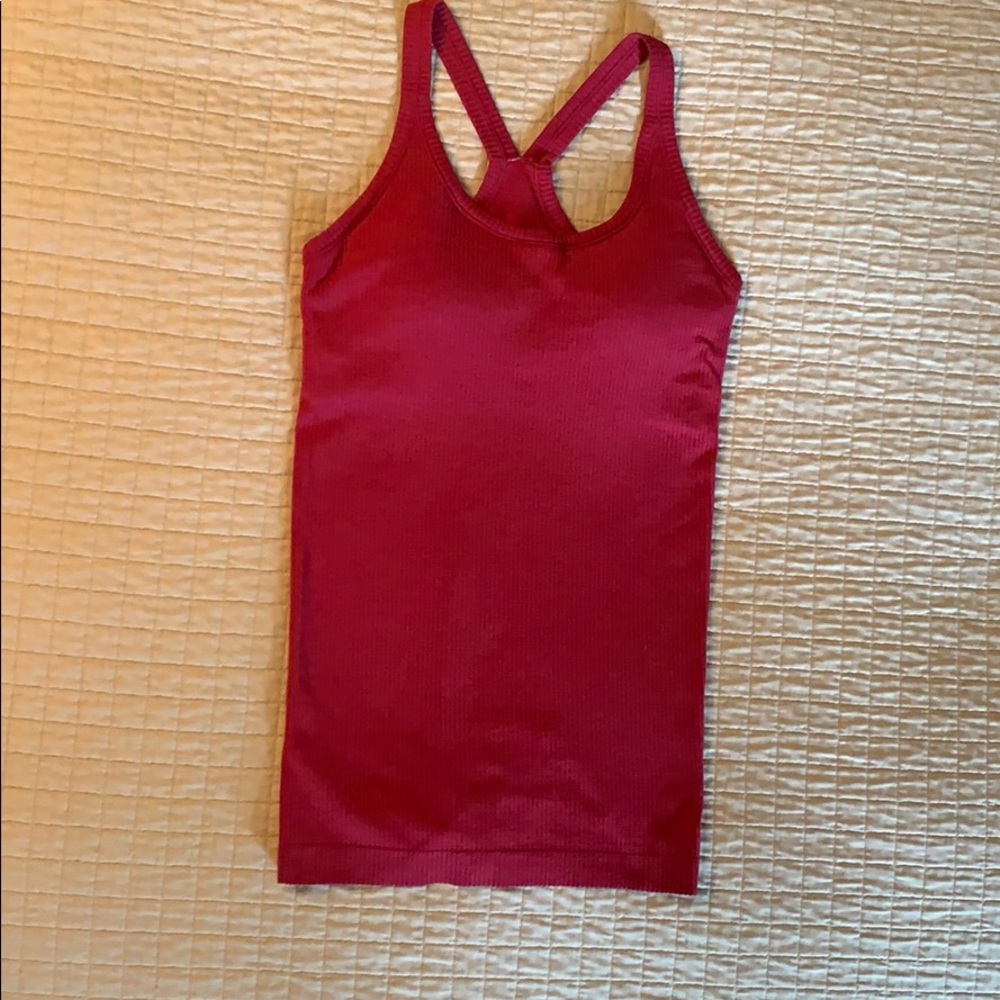 Lululemon Ebb to Street tank
